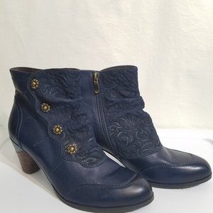LIKE NEW  EU 41 Blue BELGARD Heeled Ankle Boots